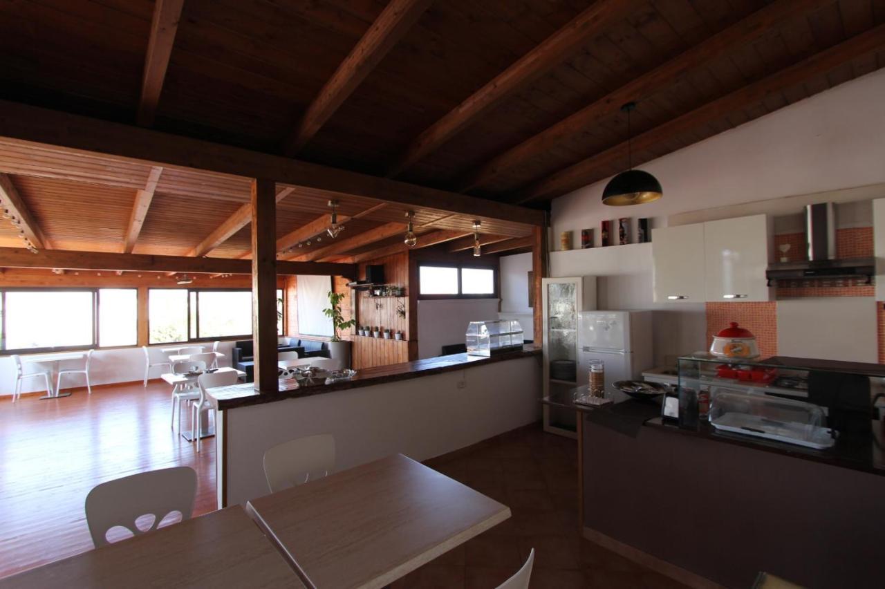 Villa Raggio Di Sole Parcheggio Privato ポルト・チェザーレオ エクステリア 写真
